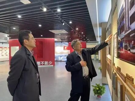 中国石材协会秘书长孙卫星、宣传总监陶璐璐到上海、浙江嘉兴、江苏宜兴等地的石材产业园和相关企业进行走访调研。